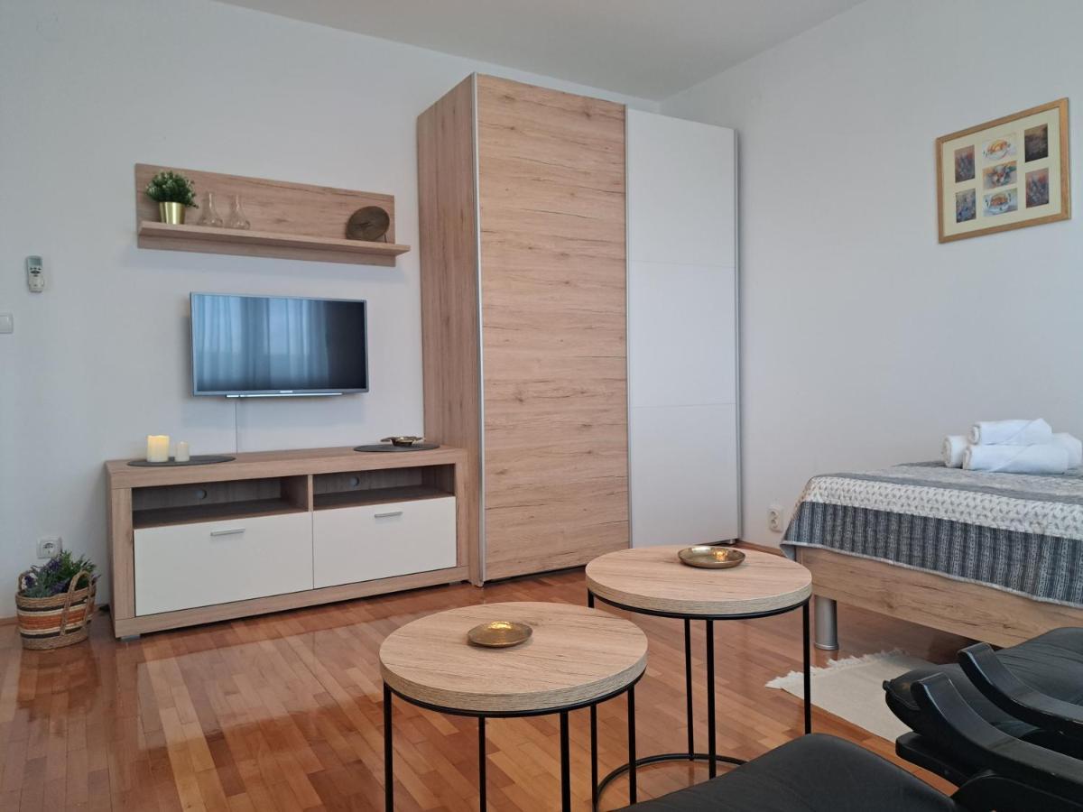Dida Jakov Apartment